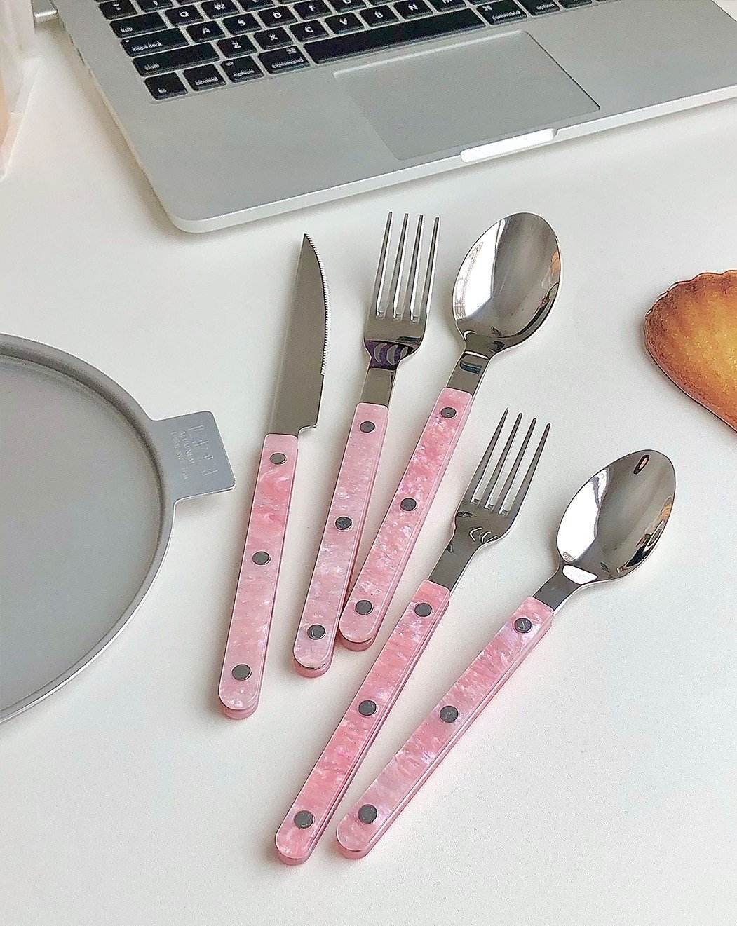 10-Pcs Sleek Modern Pinky Flatware Silverware Flatware Set - Big J's Showstoppin' Store