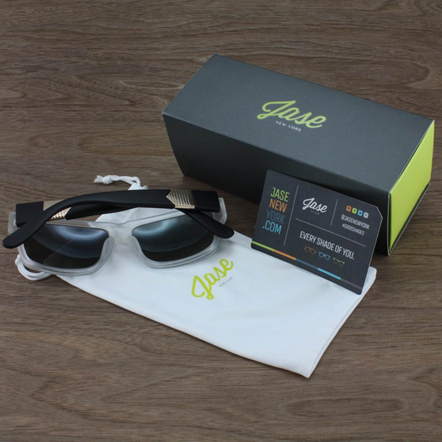 Jase New York Carter Sunglasses in Frost - Big J's Showstoppin' Store