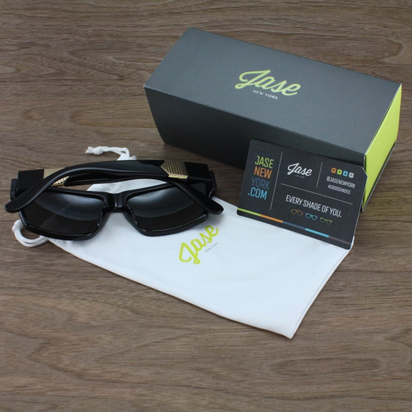 Jase New York Carter Sunglasses in Black - Big J's Showstoppin' Store