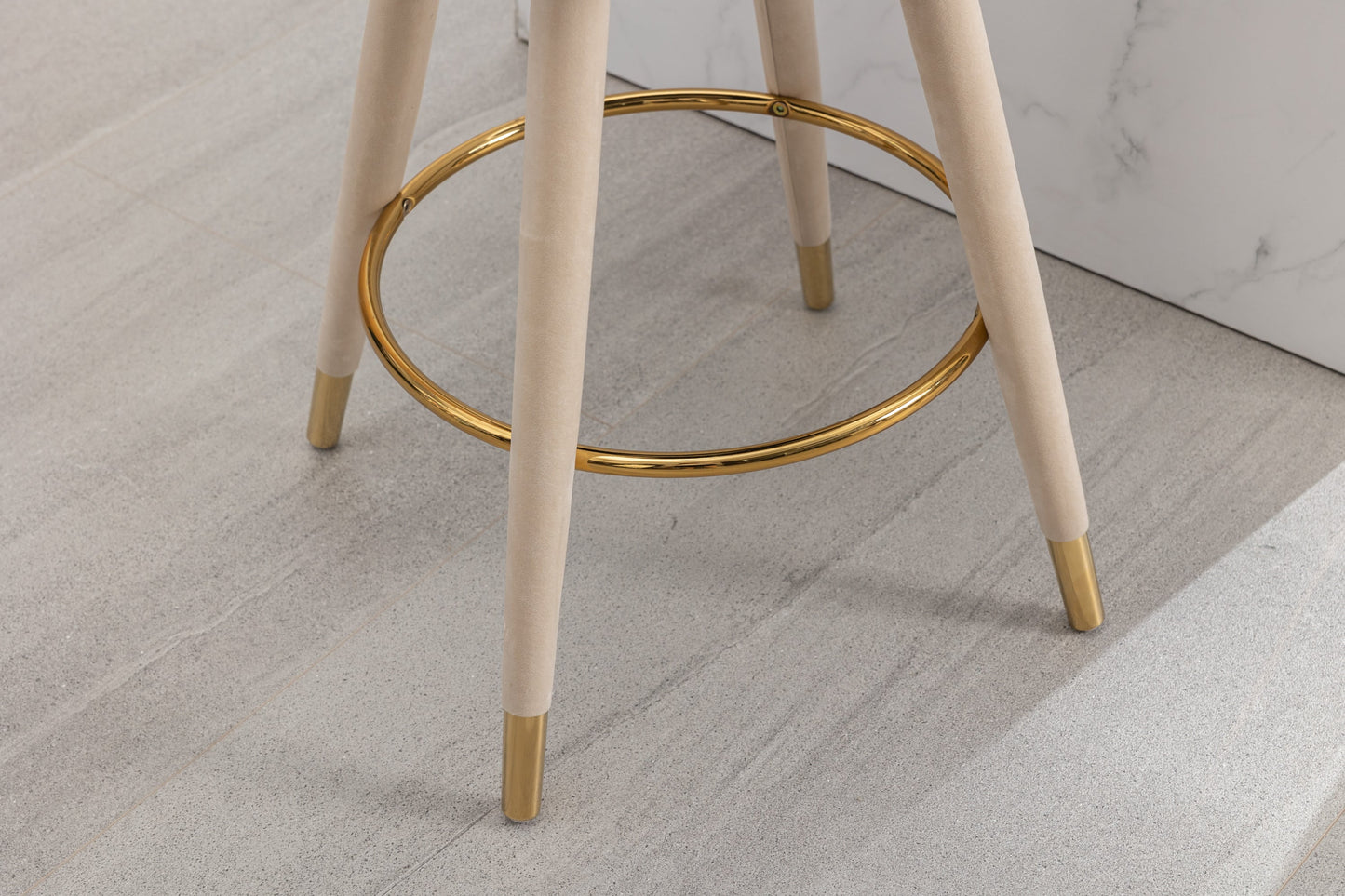 Counter Height Bar Stools Set of 2 for Kitchen Counter Solid Wood Legs