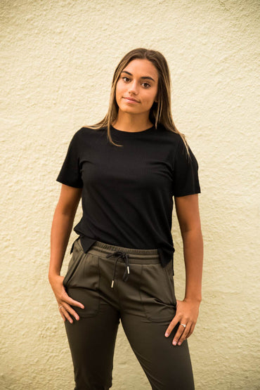 DT Alyssa Rib Knit Split Hem Tee in Black - Big J's Showstoppin' Store
